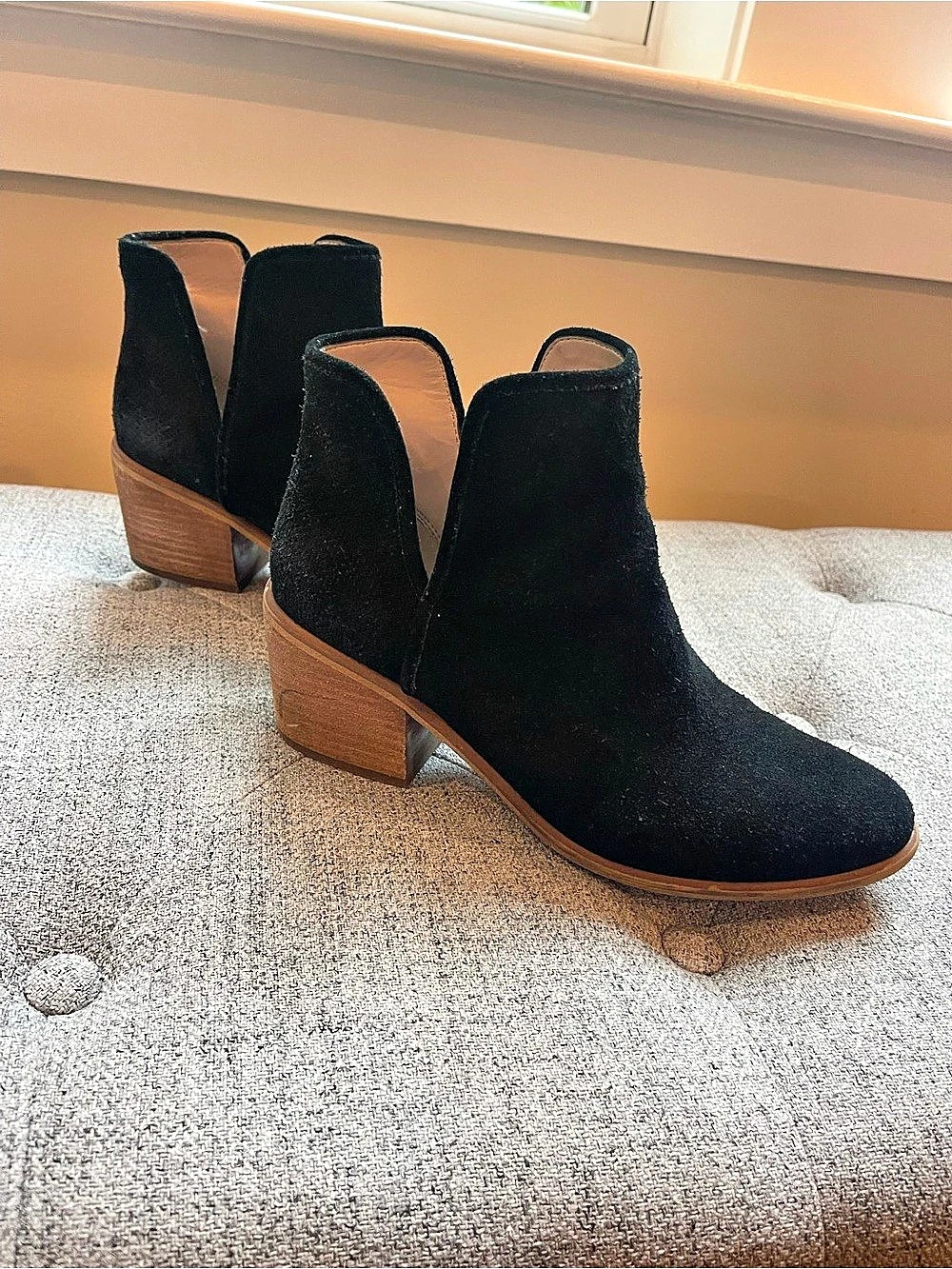 BP Barris Bootie Black & brown Ankle Boots
